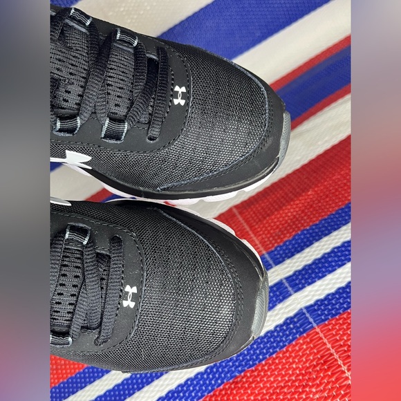 UNDER ARMOUR CHARGED ASSERT 8 RUNNING SHOES SIZE 7 WOMEN’S SNEAKERS - CASUAL - Picture 5 of 10